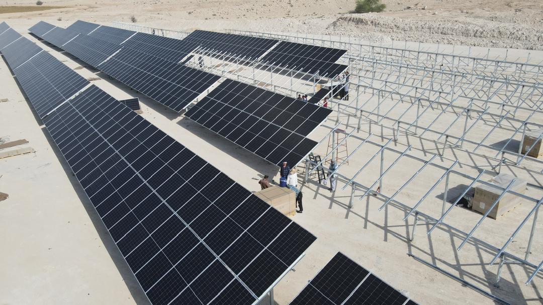 ساخت نیروگاه 7 مگاواتی خورشیدی مظفر - مهر انرژی ساخت نیروگاه 7 مگاواتی خورشیدی مظفر - مهر انرژی